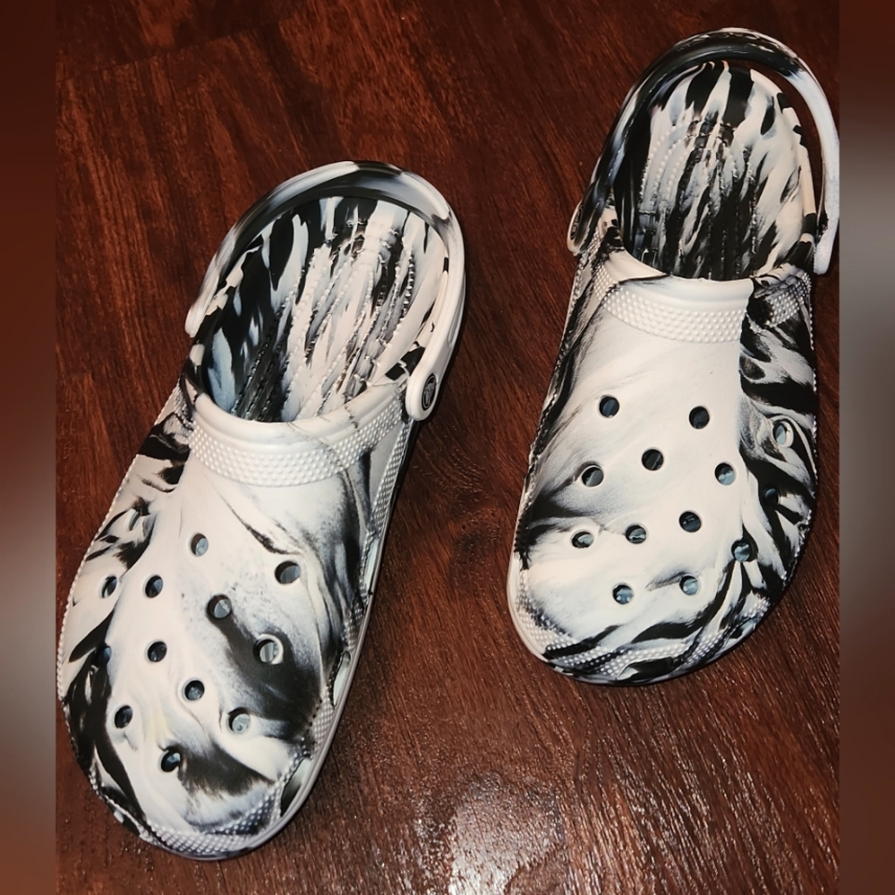 NWOT Marble Black and white Crocs